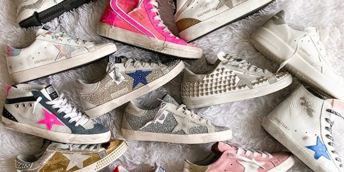 Golden Goose Sneakers Outlet show is very special because